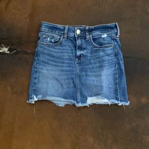 American Eagle distressed denim skirt